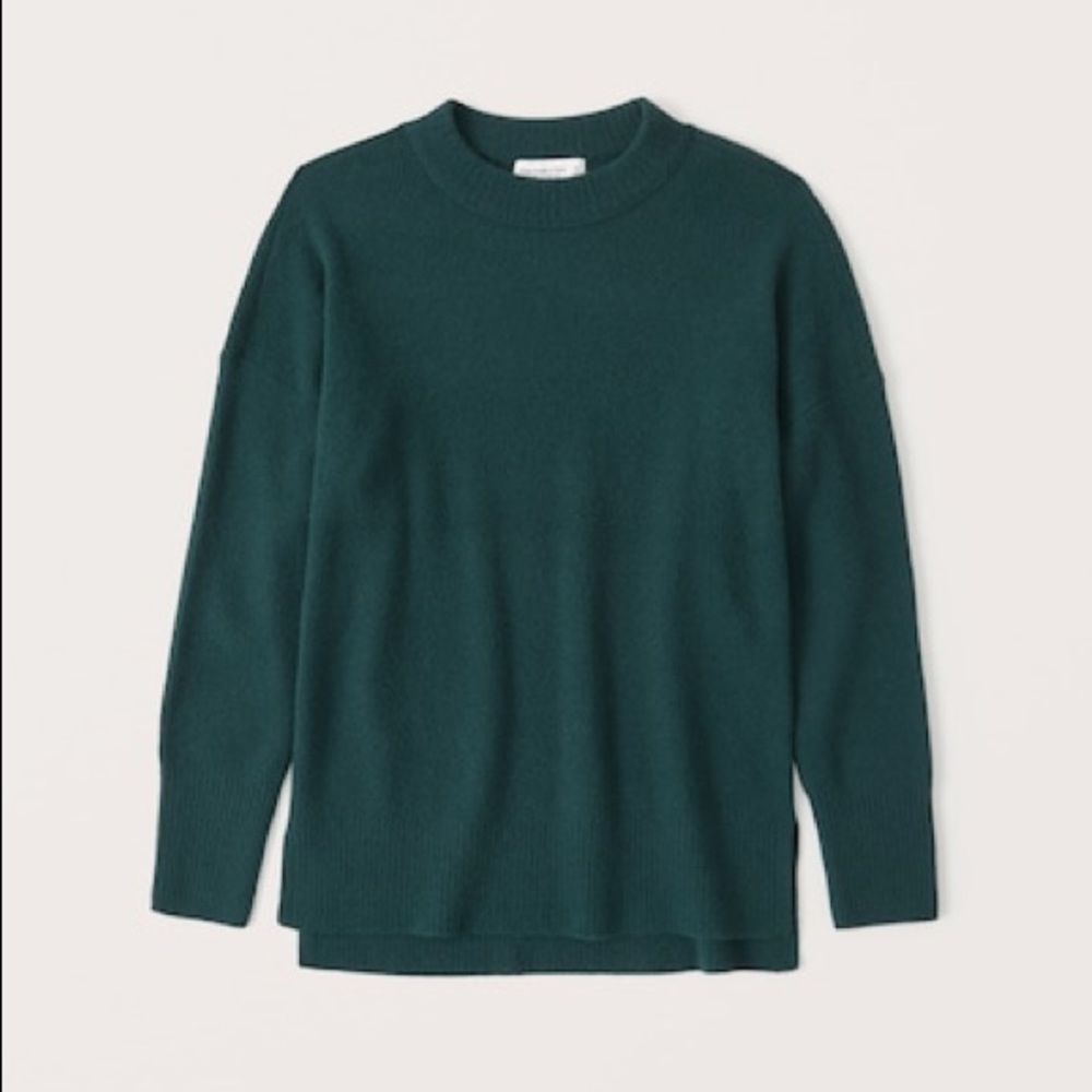 A&F DreamLush Oversized Legging-Friendly Crew Sweater NWOT Size Medium Emerald